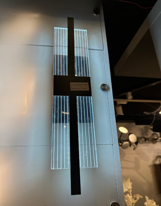 Sleek Louvered LED Outdoor Wall Sconce | Modern Downlight