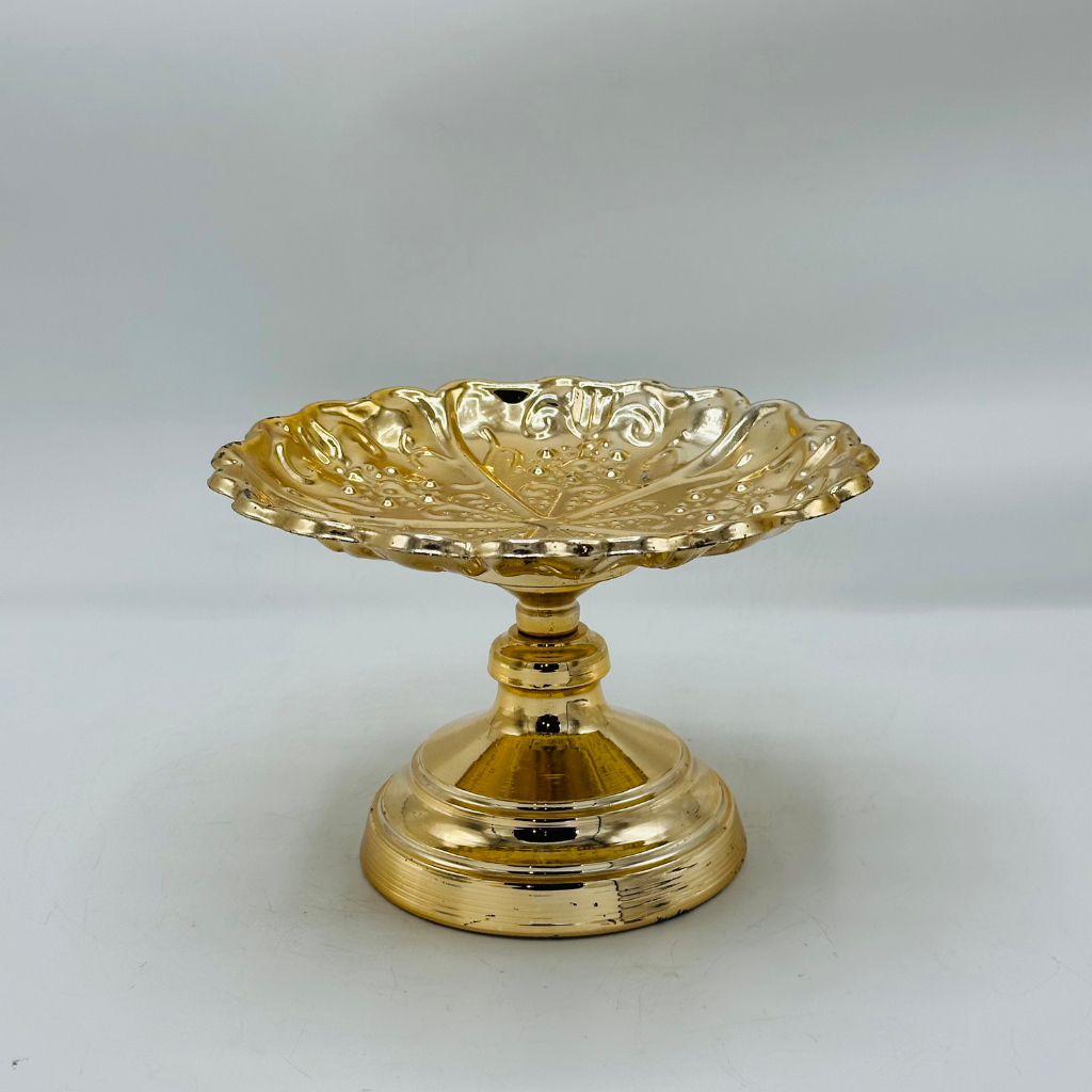Elegant Gold Pedestal Dish with Ornate Detail - Decorative Display Stand