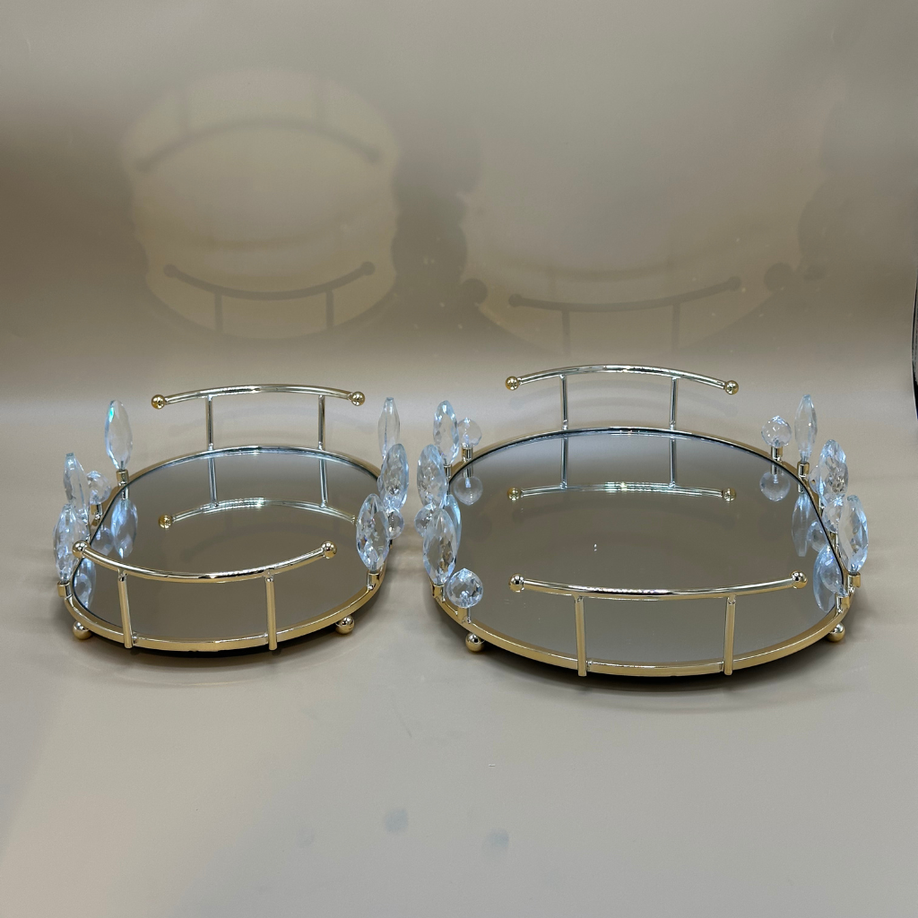 Luxurious Golden Mirrored Vanity Tray Set with Sparkling Crystal Accents - Elegant Round Display