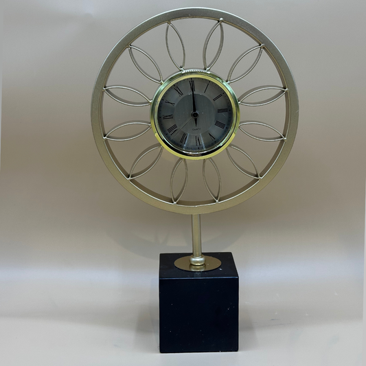 Exquisite Modern Golden Desk Clock with Intricate Tree of Life Design - Artistic Tabletop Timepiece