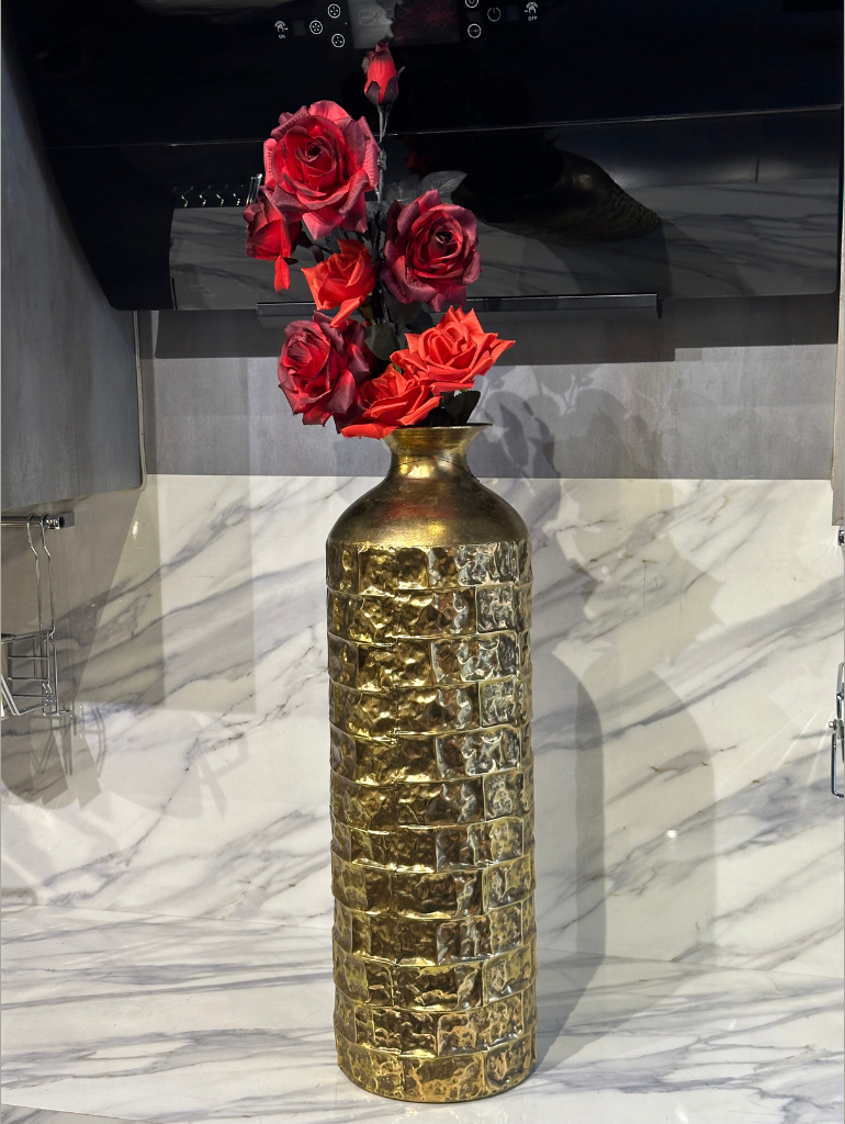 Chic Gold Ribbed Metal Planter | Modern Decorative Pot