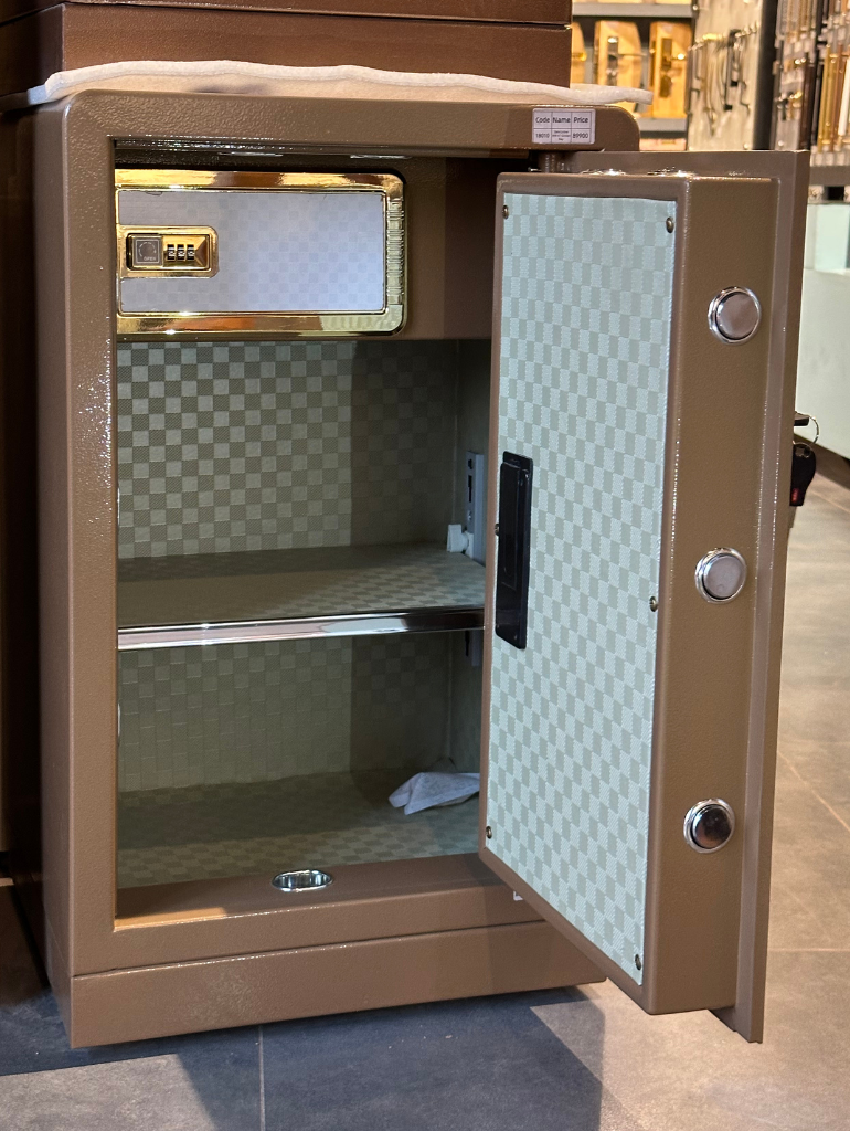 Large Capacity Digital Security Safe | Enhanced Home & Office Protection