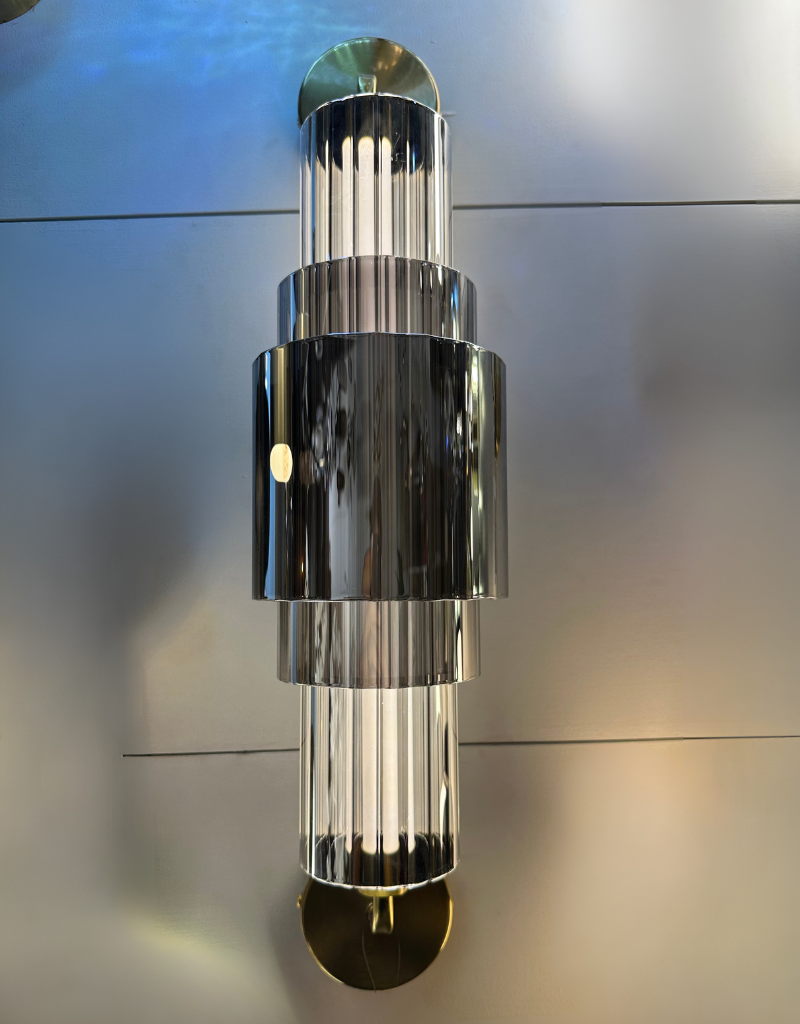 Sleek Modern Outdoor LED Wall Light | Up/Down Accent Luminaire