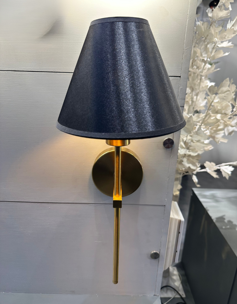 Sleek Square LED Wall Sconce | Modern Indoor Lighting