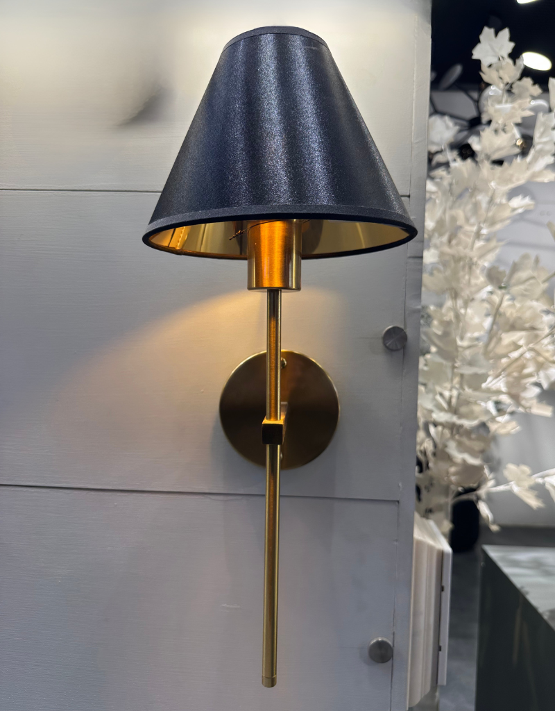 Sleek Square LED Wall Sconce | Modern Indoor Lighting