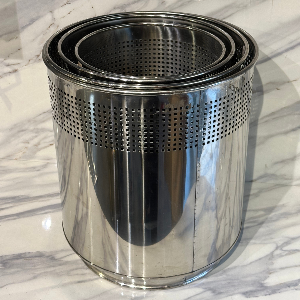 Chic Gold Ribbed Metal Planter | Modern Decorative Pot