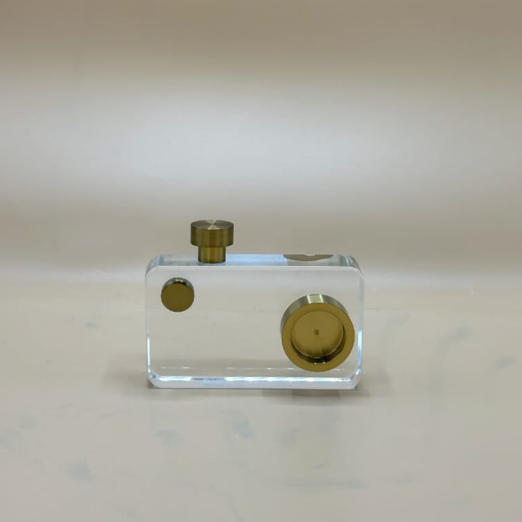Chic Clear Acrylic & Brass Decorative Camera Set - Modern Artistic Tabletop Accents