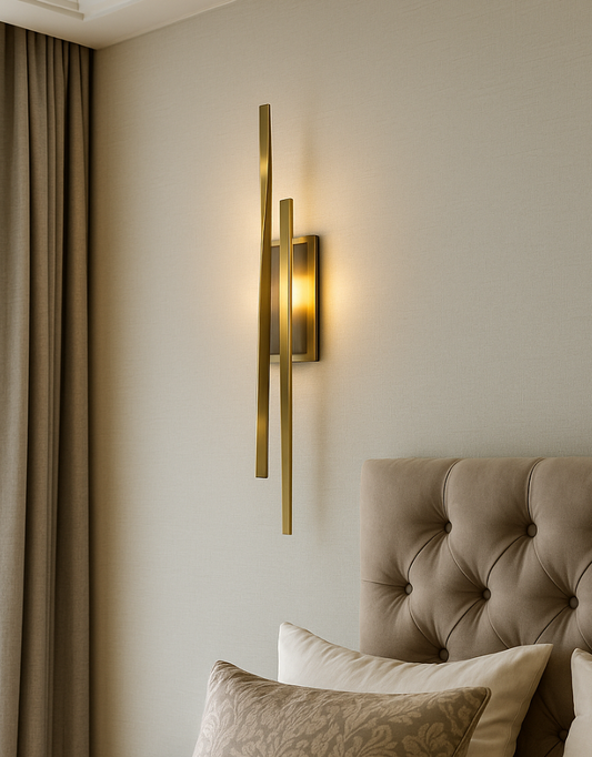 Sleek Louvered LED Outdoor Wall Sconce | Modern Downlight