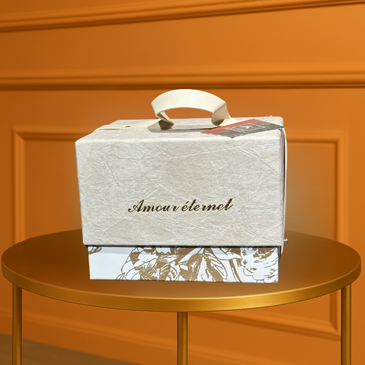 "Amour Éternel" Luxury Gift Box - Textured Top & Golden Floral Base with Strap Handle