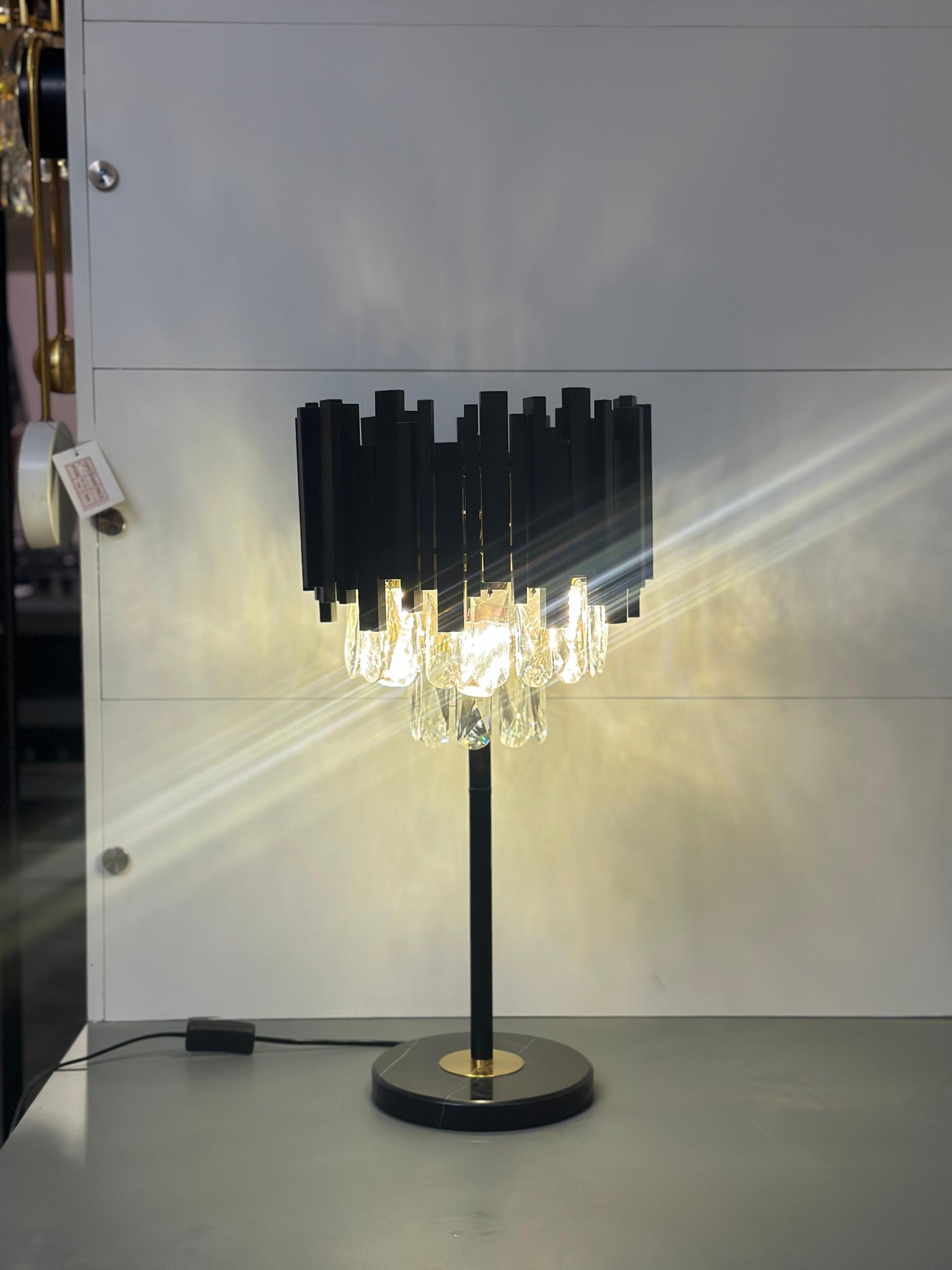 Modern Cylindrical Table Lamp - Gold/Brass Base & Ambient White Shade